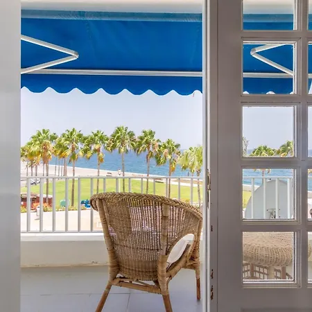 Apartment Con Terraza Con Vistas Al Mar