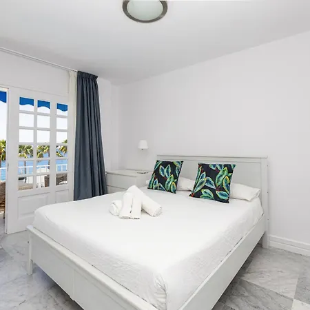 Apartment Con Terraza Con Vistas Al Mar